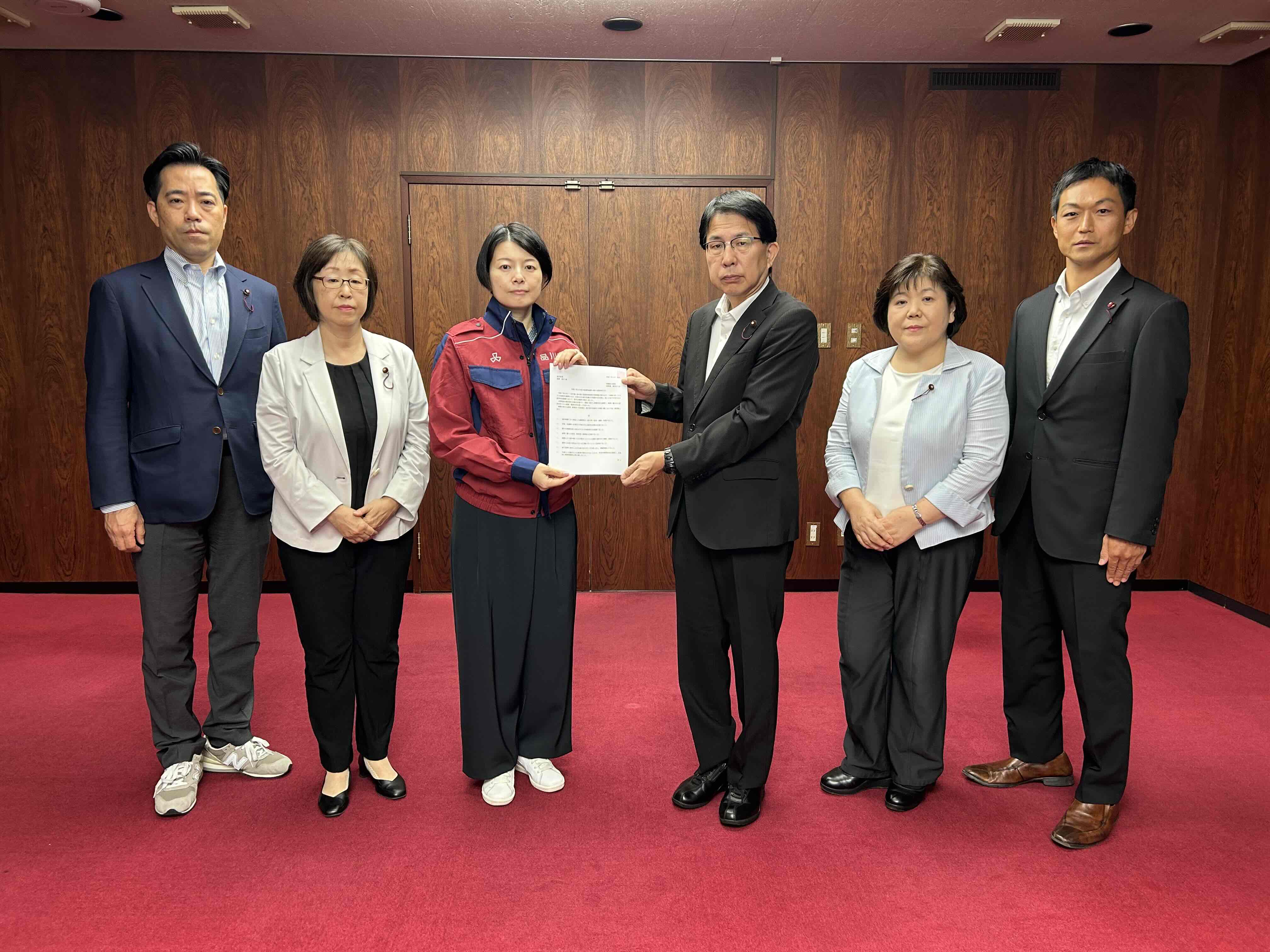 「森澤区長に緊急申入れ」